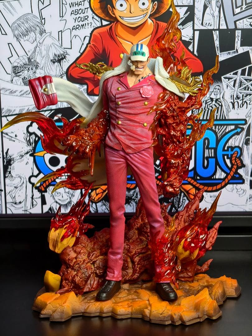 ONE PIECE サカズキ（赤犬） フィギュア PVC製 実物写真　即日発送