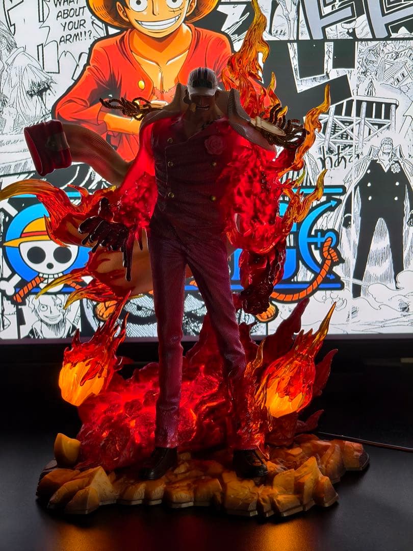 ONE PIECE サカズキ（赤犬） フィギュア PVC製 実物写真　即日発送