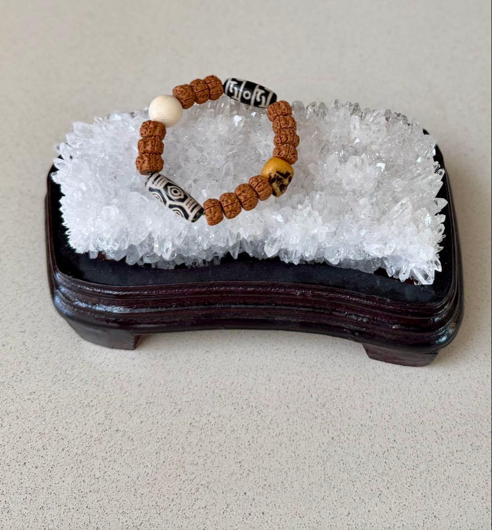 マンモスの牙&蓮師法器天珠&龍眼天珠&ルドラクシャ&鹿の骨のスカルの厄除けブレス