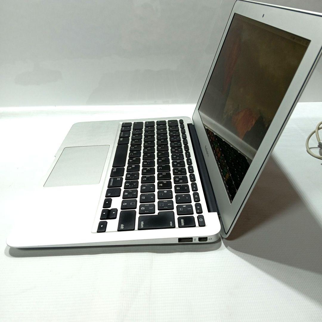 MacBook Air 11インチ SSD128GB メモリ4GB 充電器付