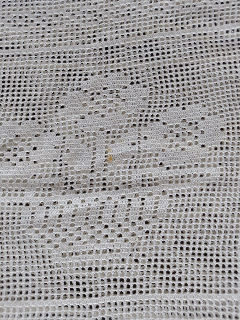 白い花柄レーステーブルカバー ハンドメイド　ビンテージ