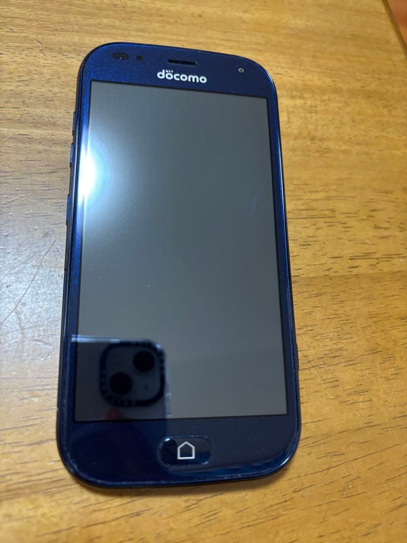 【美品：動作確認済み・電池性能：良好】docomo F-42A ネイビー