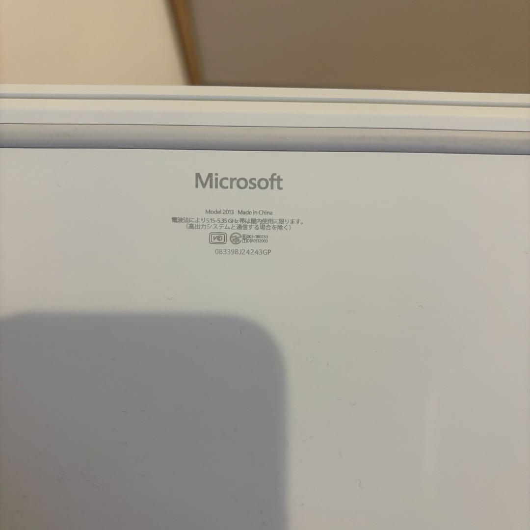 Microsoft surface laptop go3 本体　platinum