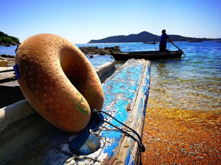 Suvarn Latex「正規品」 天然ラテックス トラベル枕 ブラウン 未開封