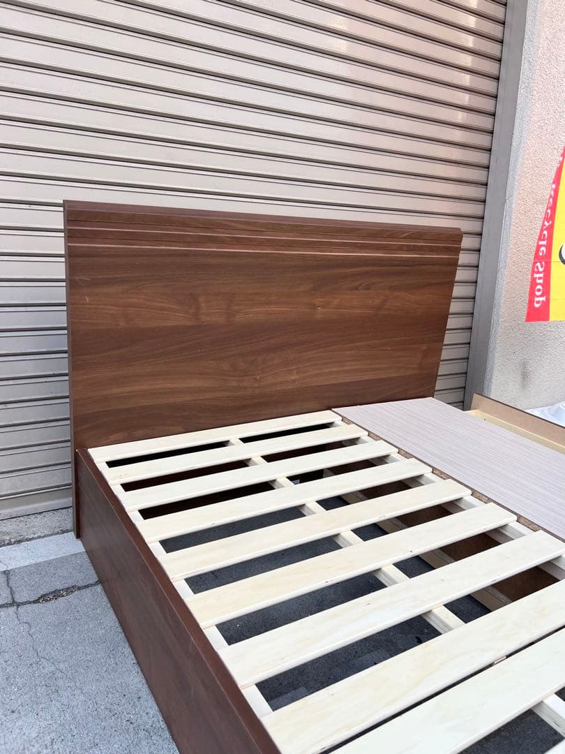 A805♦️美品 FranceBedセミダブルフレーム,マットレス 配送設置可能