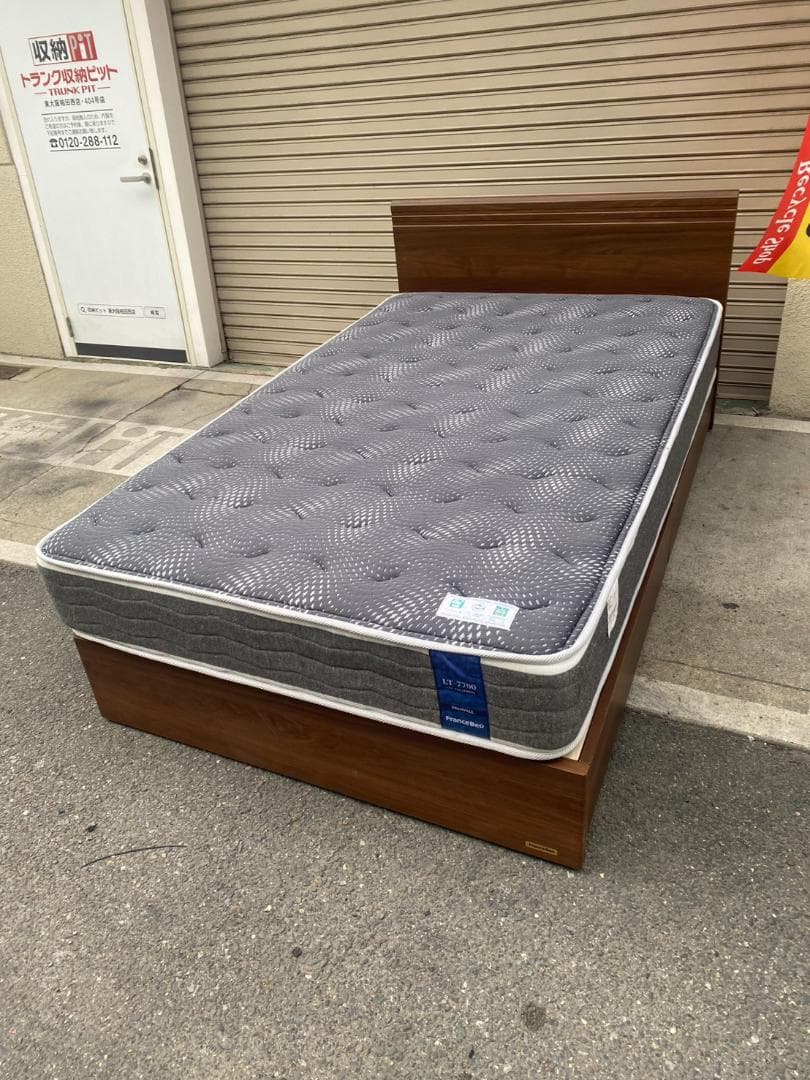 A805♦️美品 FranceBedセミダブルフレーム,マットレス 配送設置可能