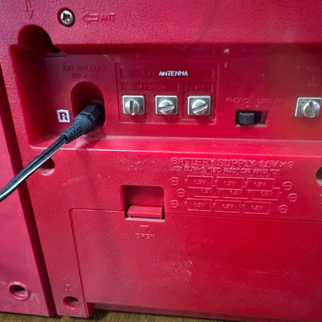 【ジャンク】AIWA CA-3レッドレトロラジカセ