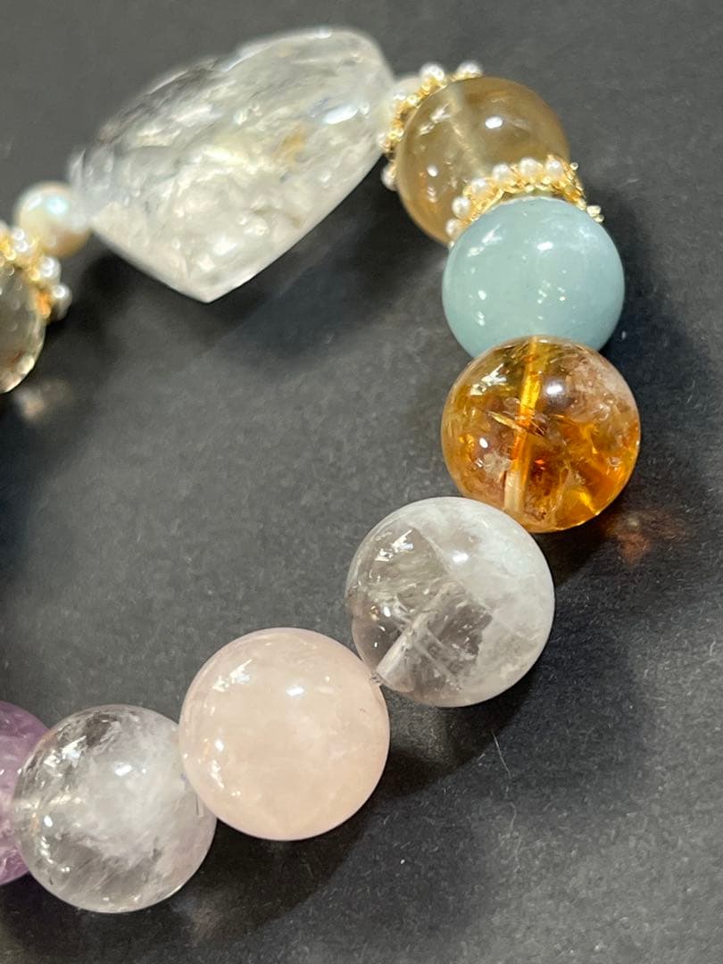 ハートの水入水晶とミックスクォーツのブレスレット