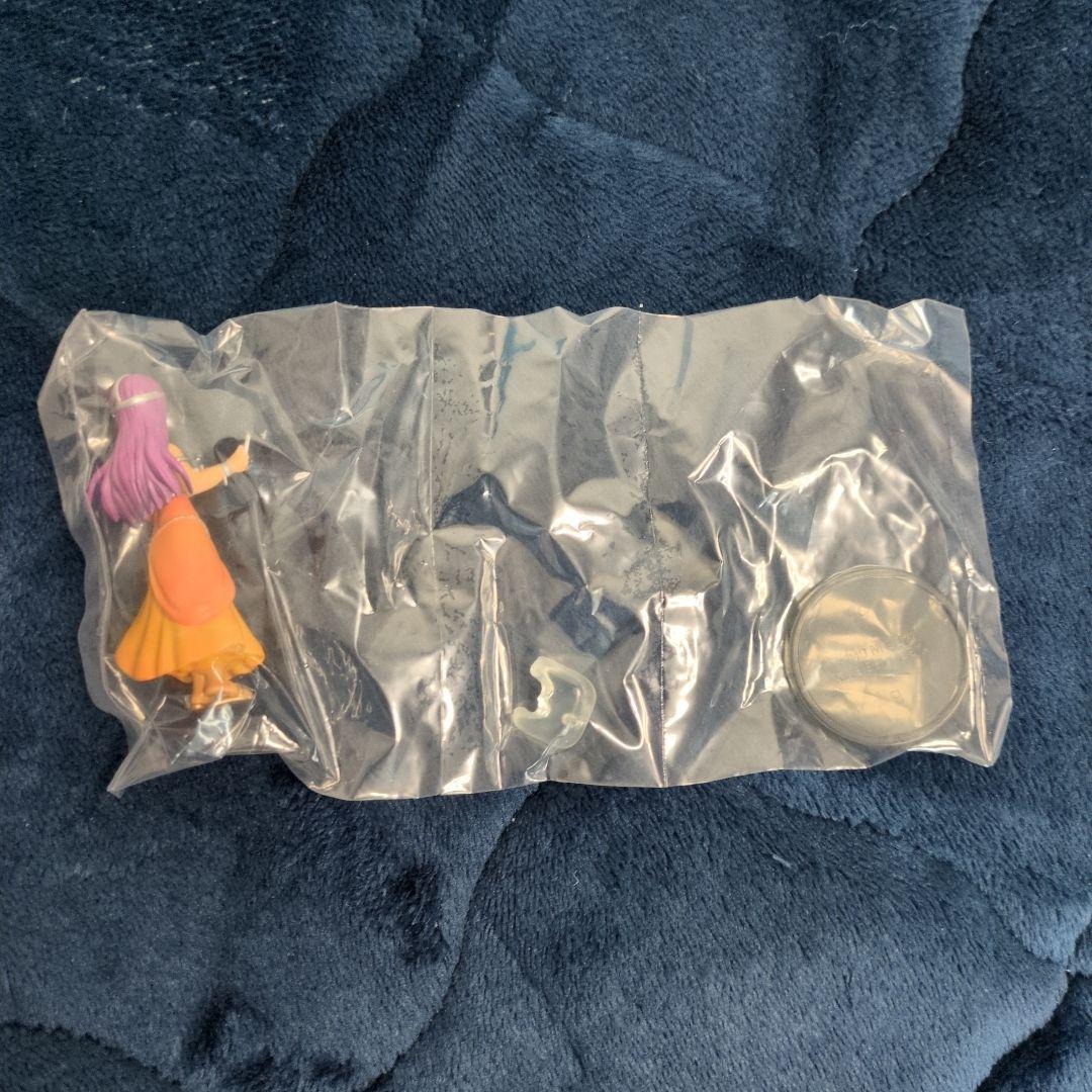 新品　ドラゴエⅣ　キャラクターフィギュアコレクション　レア　ミネア　銀のタロット