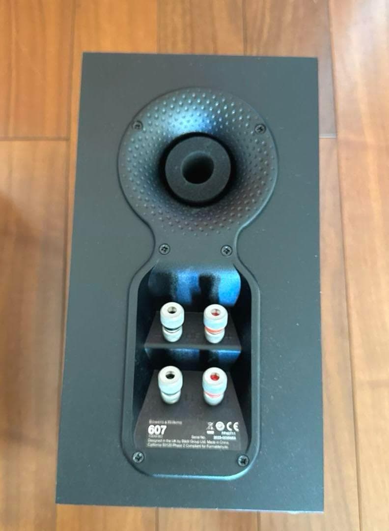 Bowers＆Wilkins ★ スピーカー 607　MB（ブラック）ペア