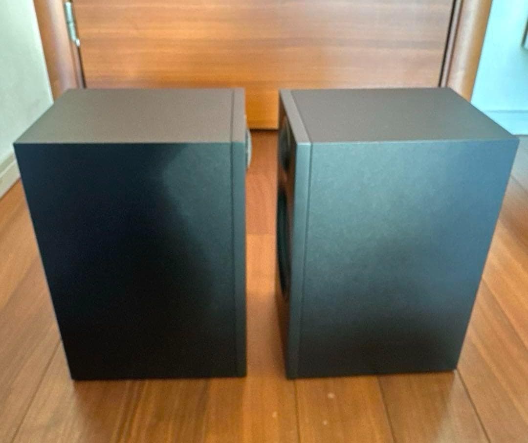 Bowers＆Wilkins ★ スピーカー 607　MB（ブラック）ペア