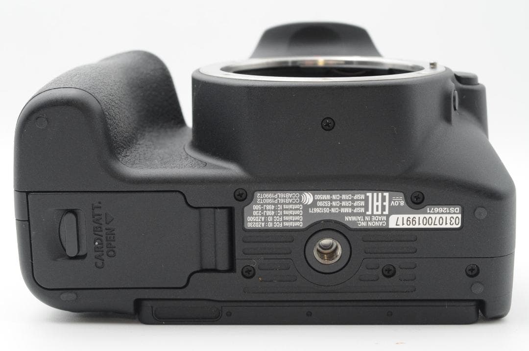 ★ほぼ新品⑥★新春初売りSALE★ Canon EOS Kiss x9 ダブル