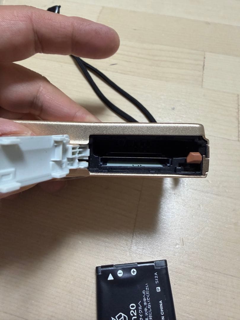 Canon IXY 430F コンパクトデジタルカメラ