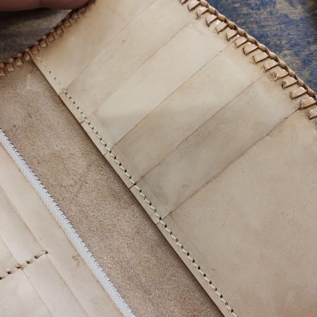 ［ 未使用 ］レザー 編み込み ハンドメイド ターコイズ装飾付き 長財布
