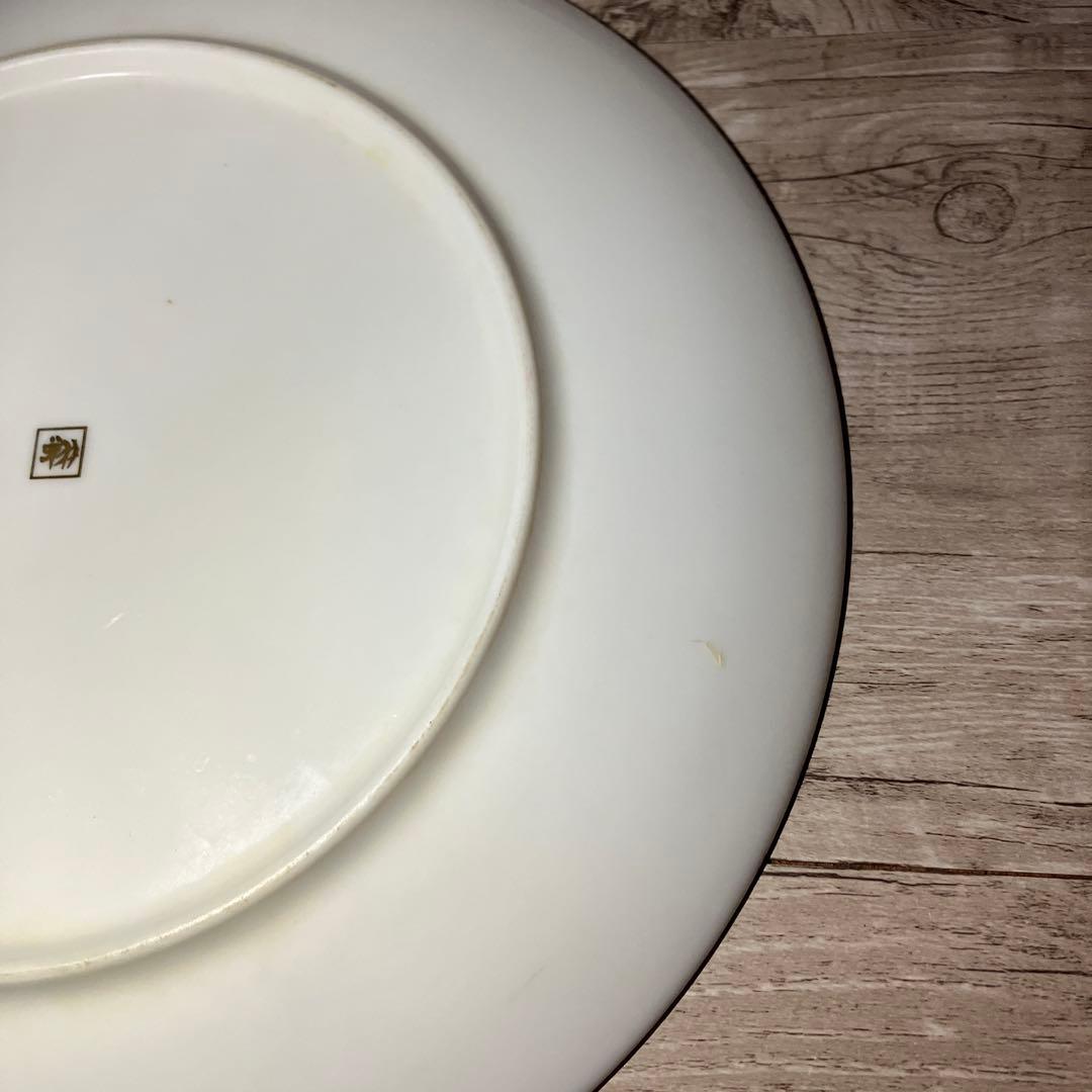 D-4 【翔山窯】うさぎ シルエット 飾り皿 中皿 金彩 和モダン 干支 縁起物