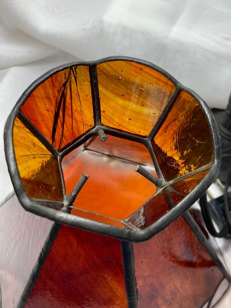 ステンドグラス　ランプ　気泡ガラス　琥珀色