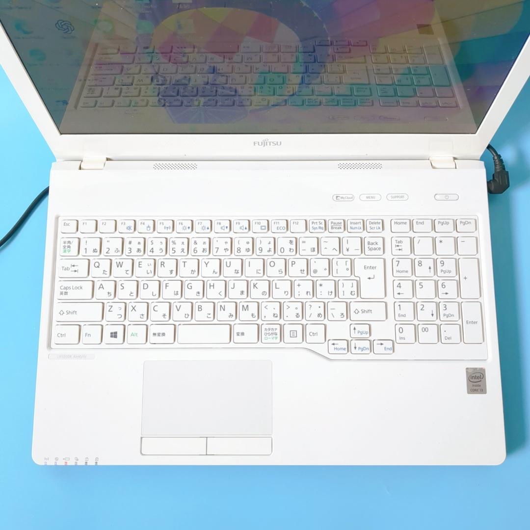 美品✨新品SSD爆速✨メモリ8GB✨カメラ付✅設定済ですぐ使える白ノートパソコン