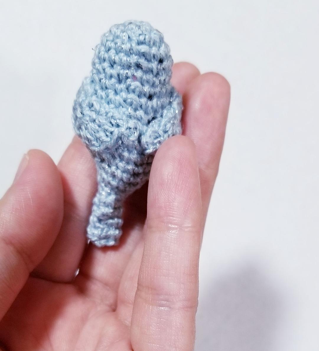手編み　編みぐるみ　小鳥　ハンドメイド　レース糸