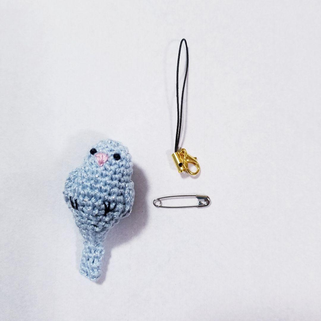 手編み　編みぐるみ　小鳥　ハンドメイド　レース糸