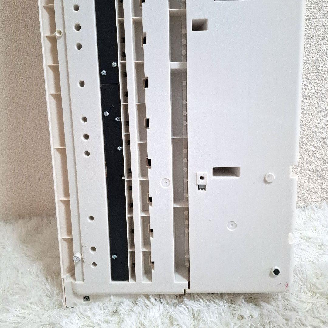 【送料無料】CASIO LK-211 電子ピアノ・キーボード ルーチェ 光ナビ