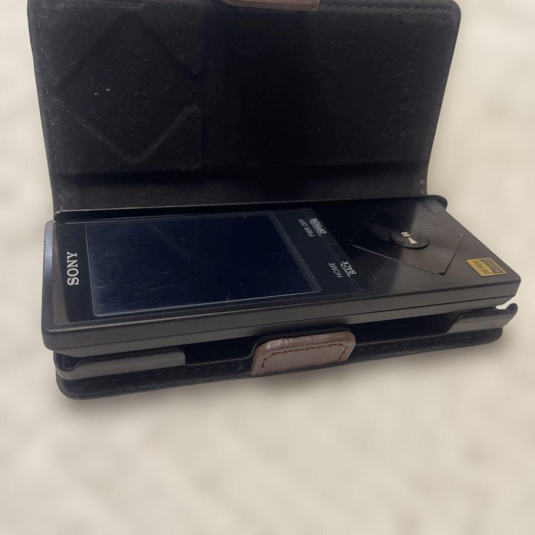 WALKMAN NW-A16 カバー付き