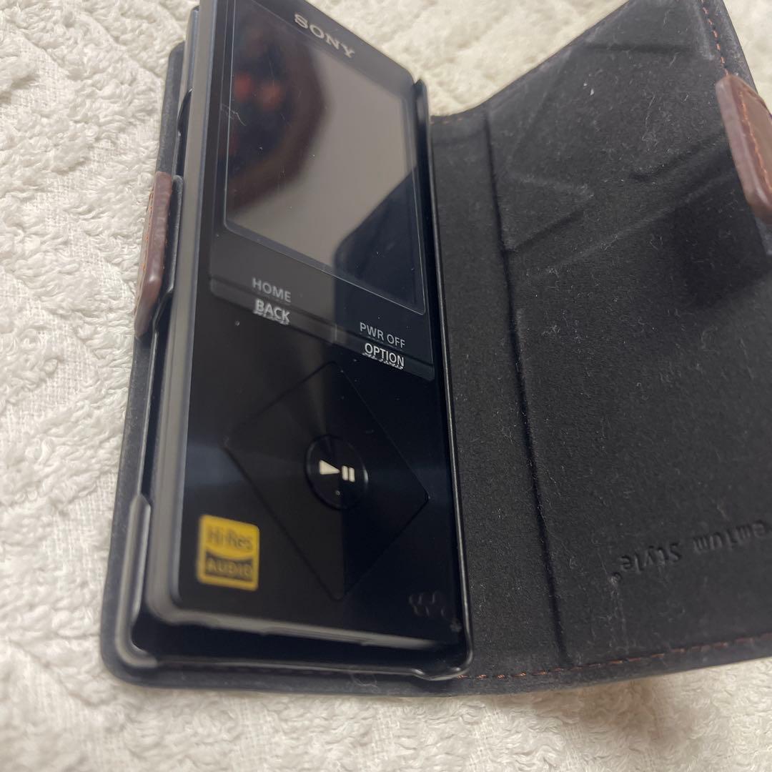 WALKMAN NW-A16 カバー付き