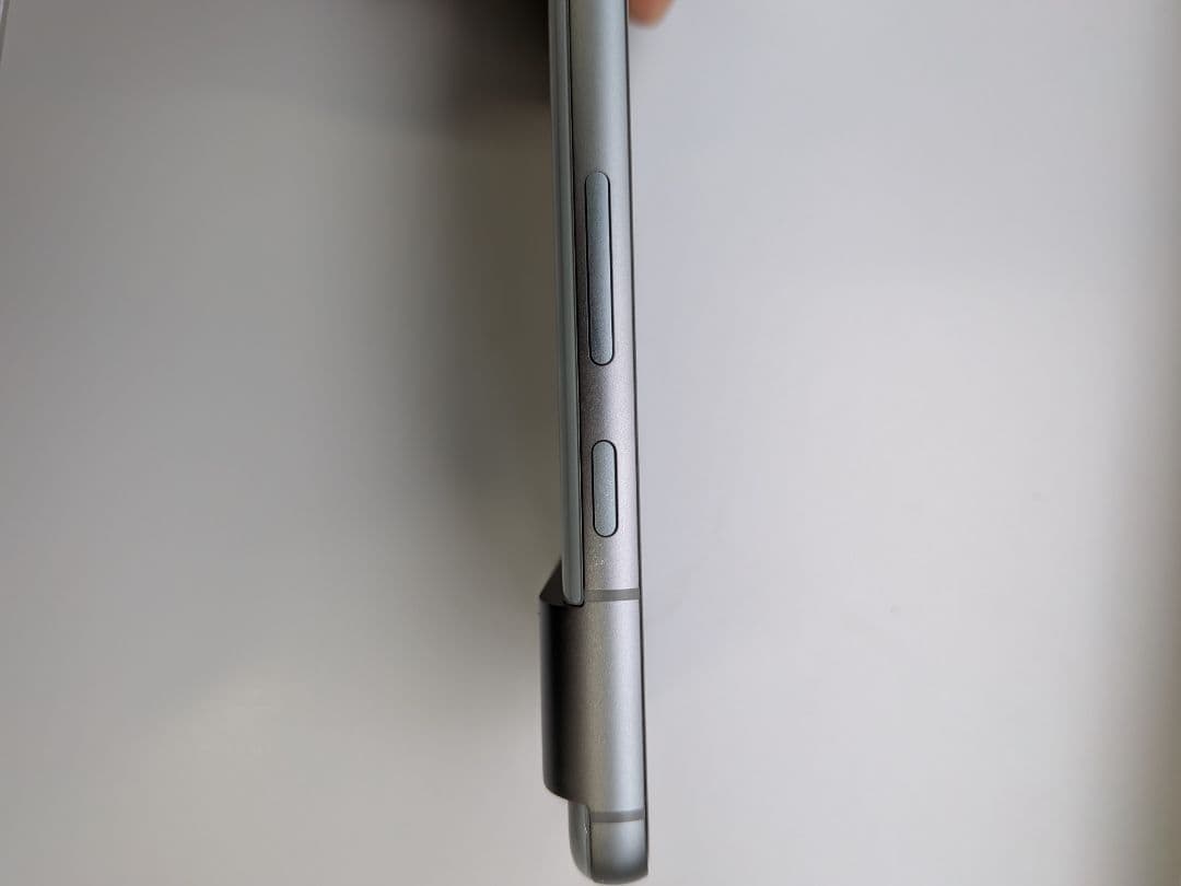 Pixel8 128GB 本体+箱付 利用制限◯ ※ジャンク（水没/タッチ不良）