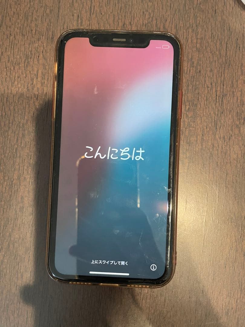 Apple iPhone 11 (128GB) 赤