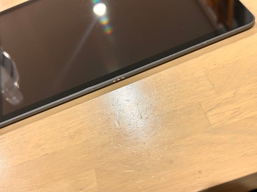 ①iPad 第7世代 MW752J/A バッテリー84% 32gb OS更新済