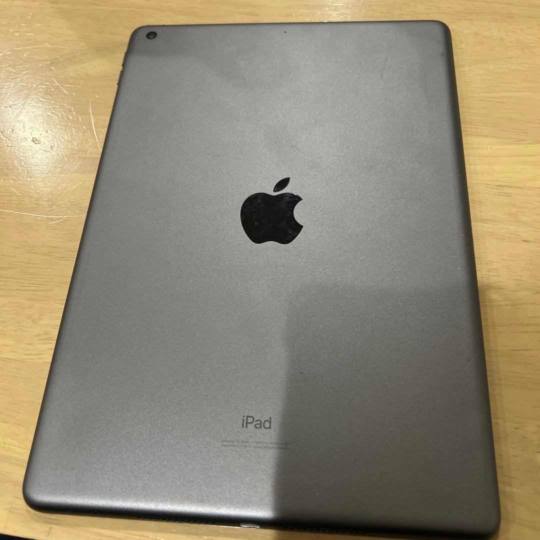①iPad 第7世代 MW752J/A バッテリー84% 32gb OS更新済