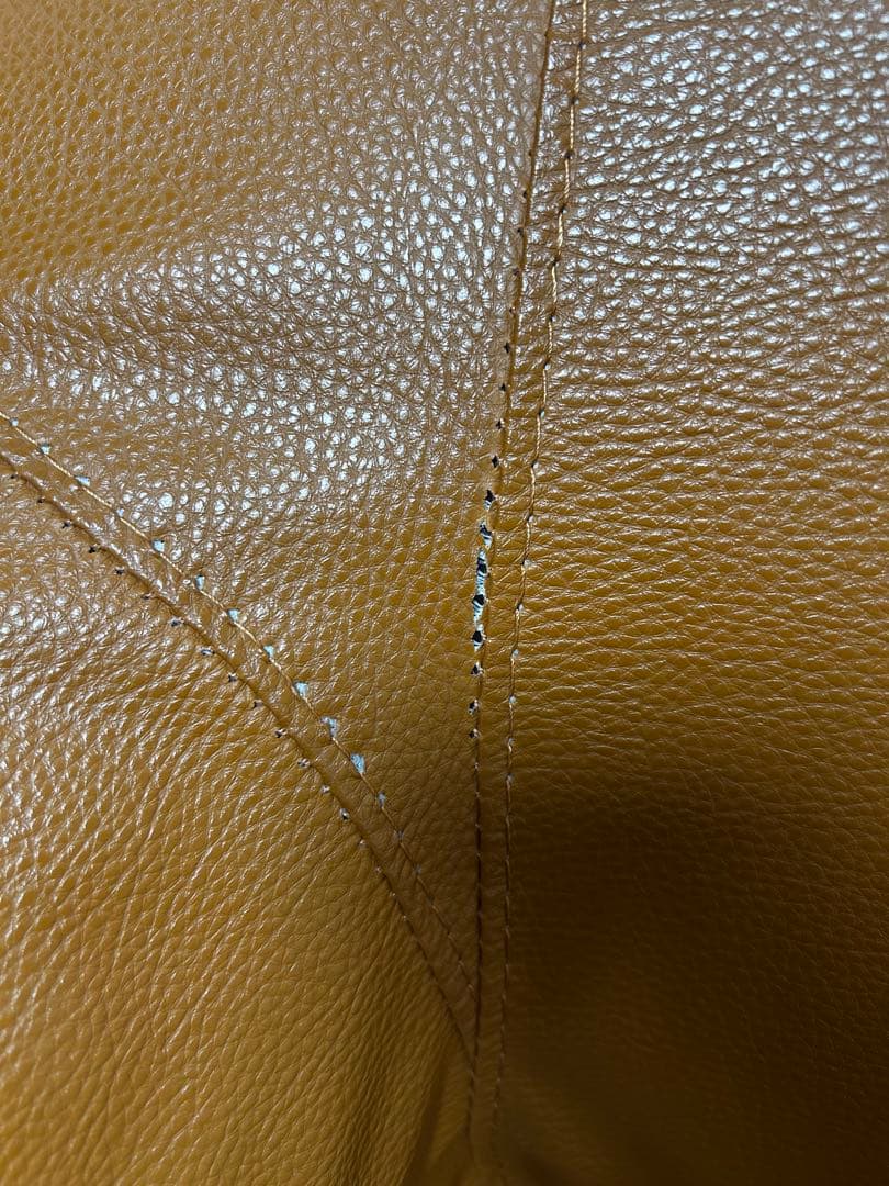 今週末まで！！モダンデコ　2人掛けレザーソファ