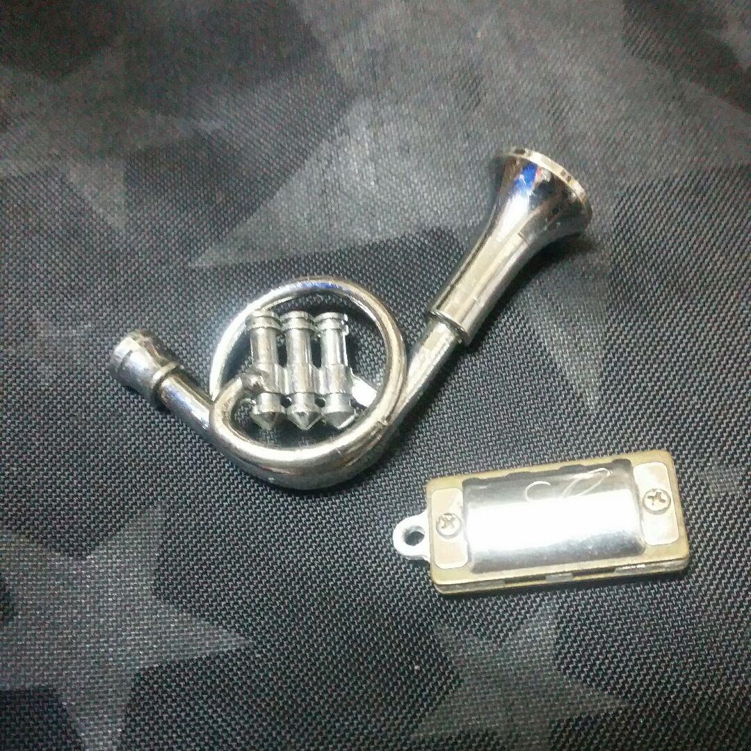 ☆☆ミニチュア楽器☆☆おもちゃ☆ホルンとハーモニカ☆