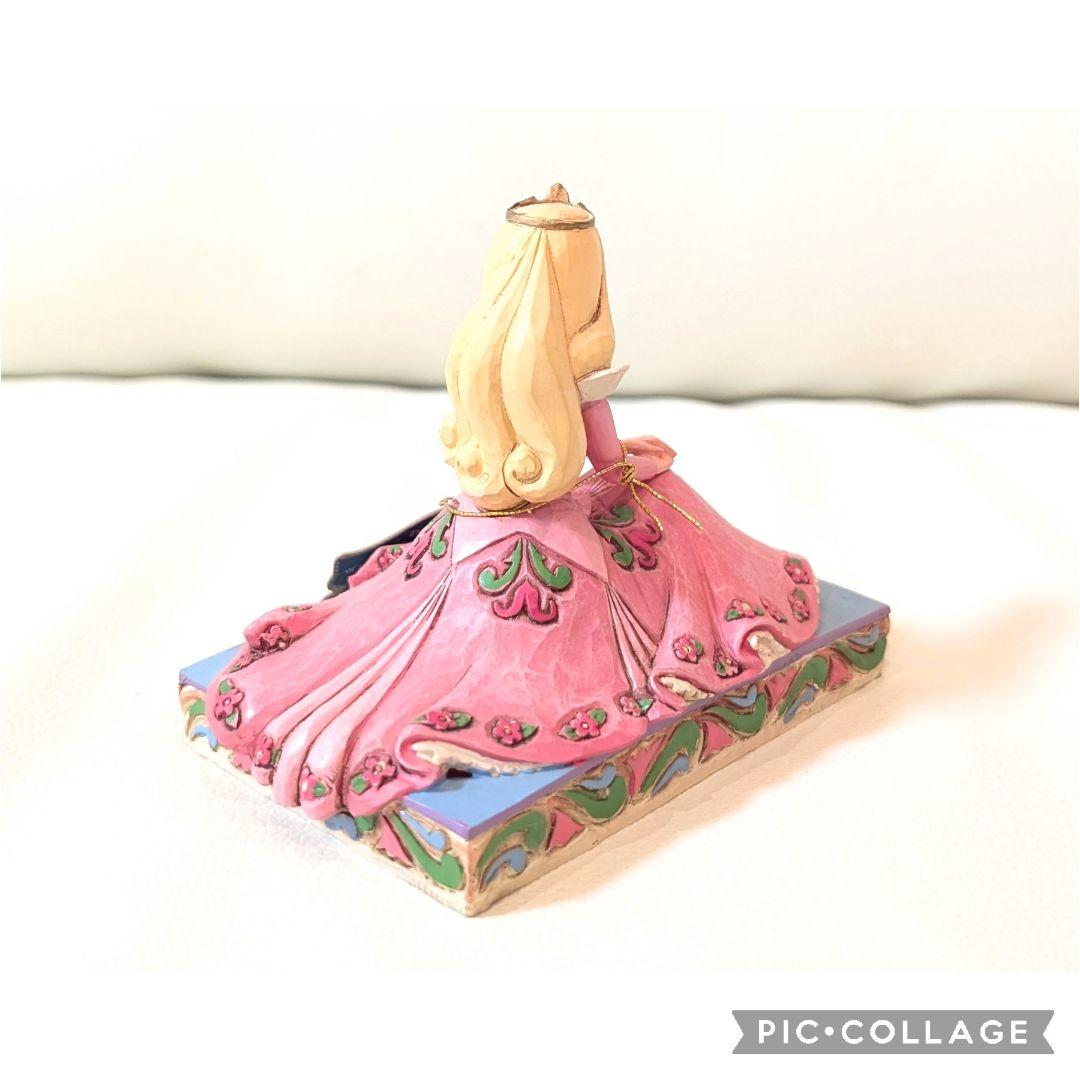 オーロラ姫 エネスコ　眠れる森の美女　フィギュア　ディズニーストア