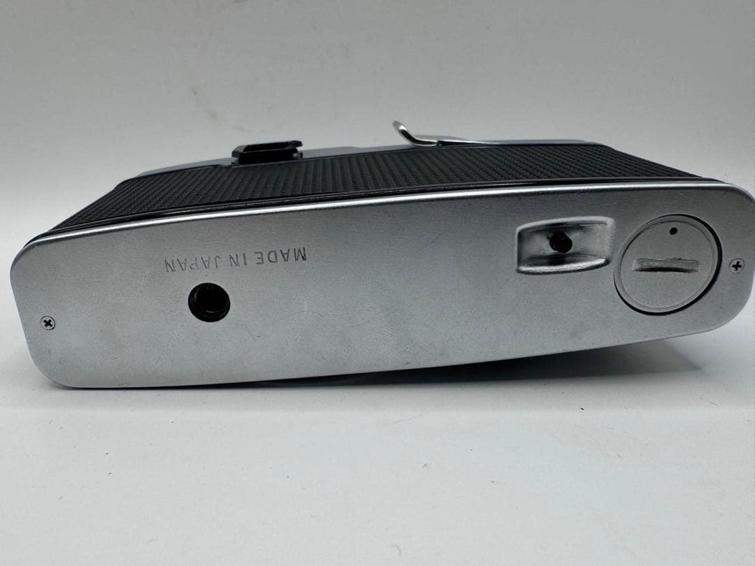 フィルムカメラ OLYMPUS PEN FT / F.ZUIKO Auto-S 1.8 38mm