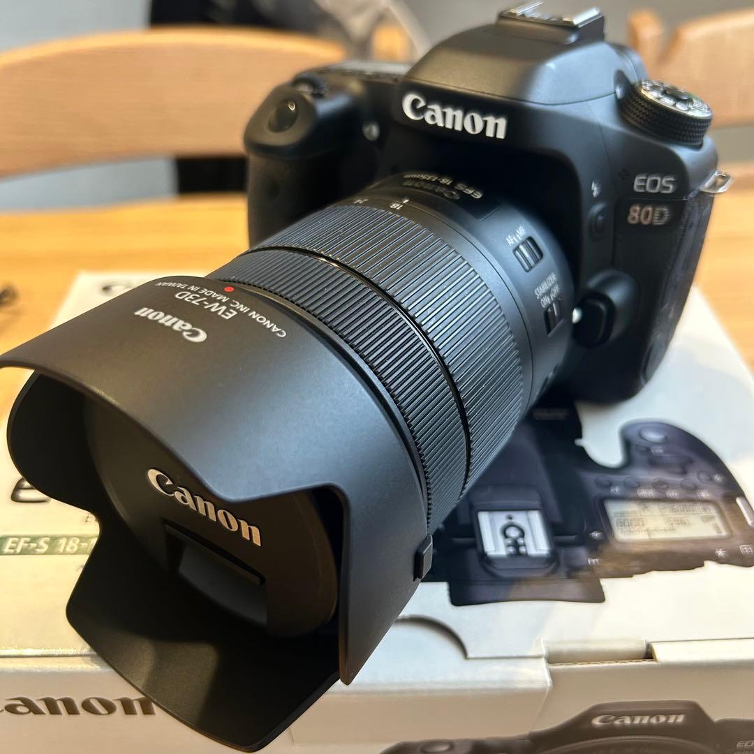 【な】【美品】Canon EOS 80D 18-135mm レンズキット