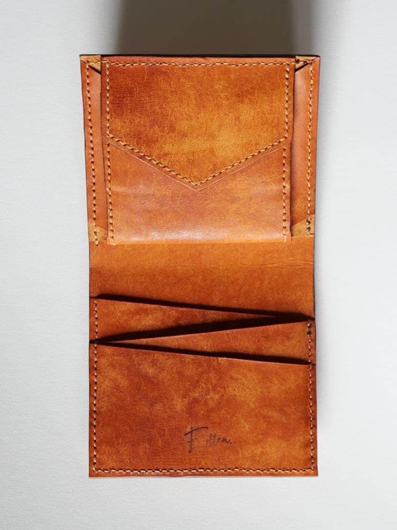 Erllen. 二つ折り財布　イタリアンレザー　マルゴー　茶色　ハンドメイド