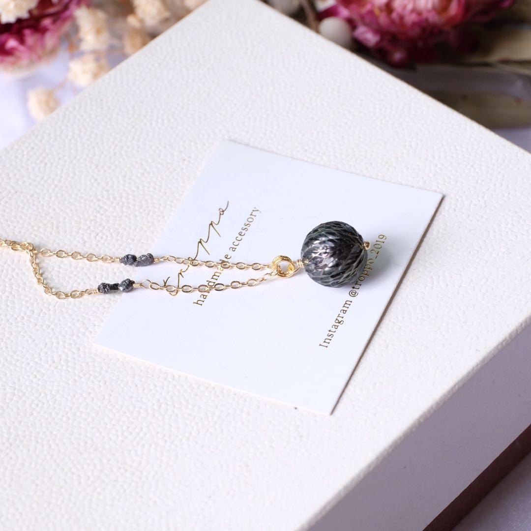 14kgfタヒチアンパールカービングネックレス