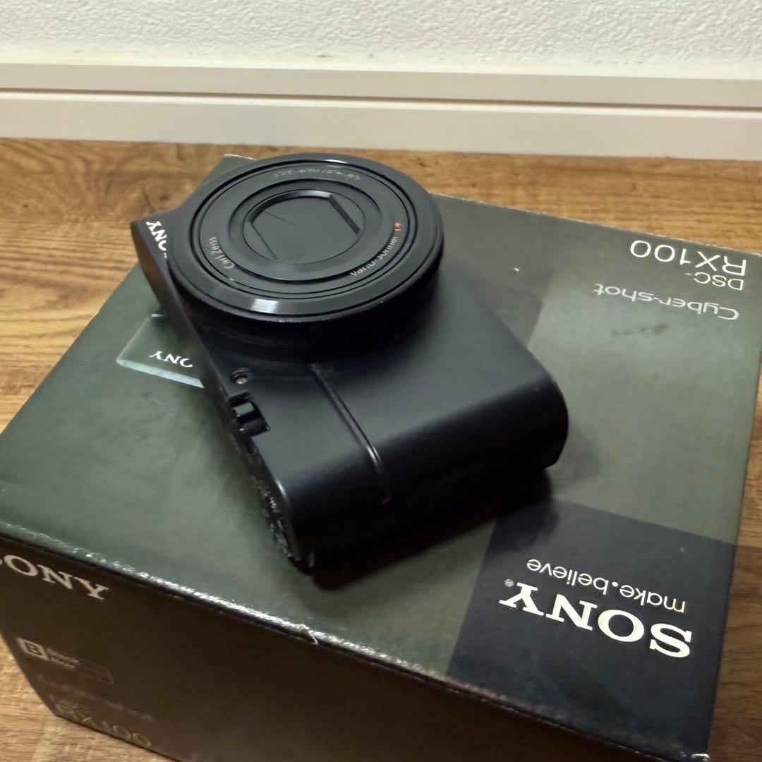 デジタルカメラ SONY Cyber-shot DSC-RX100