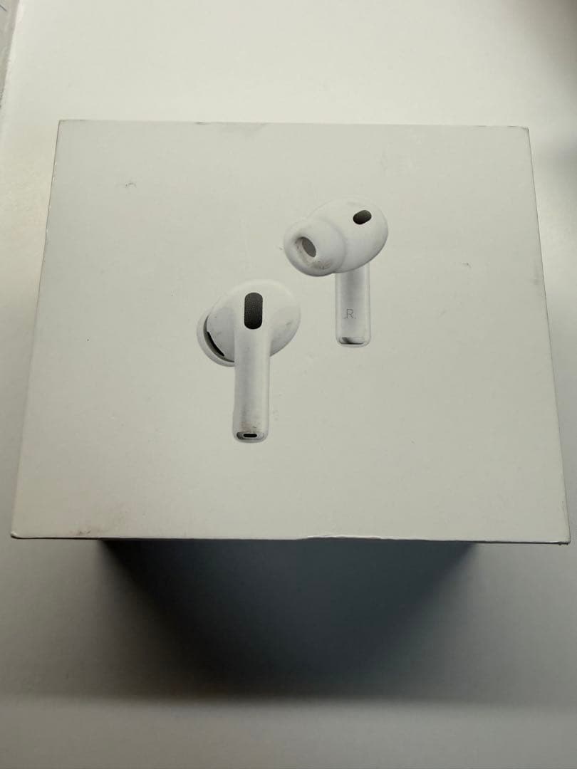 a*a様 AirPods Pro3 本体