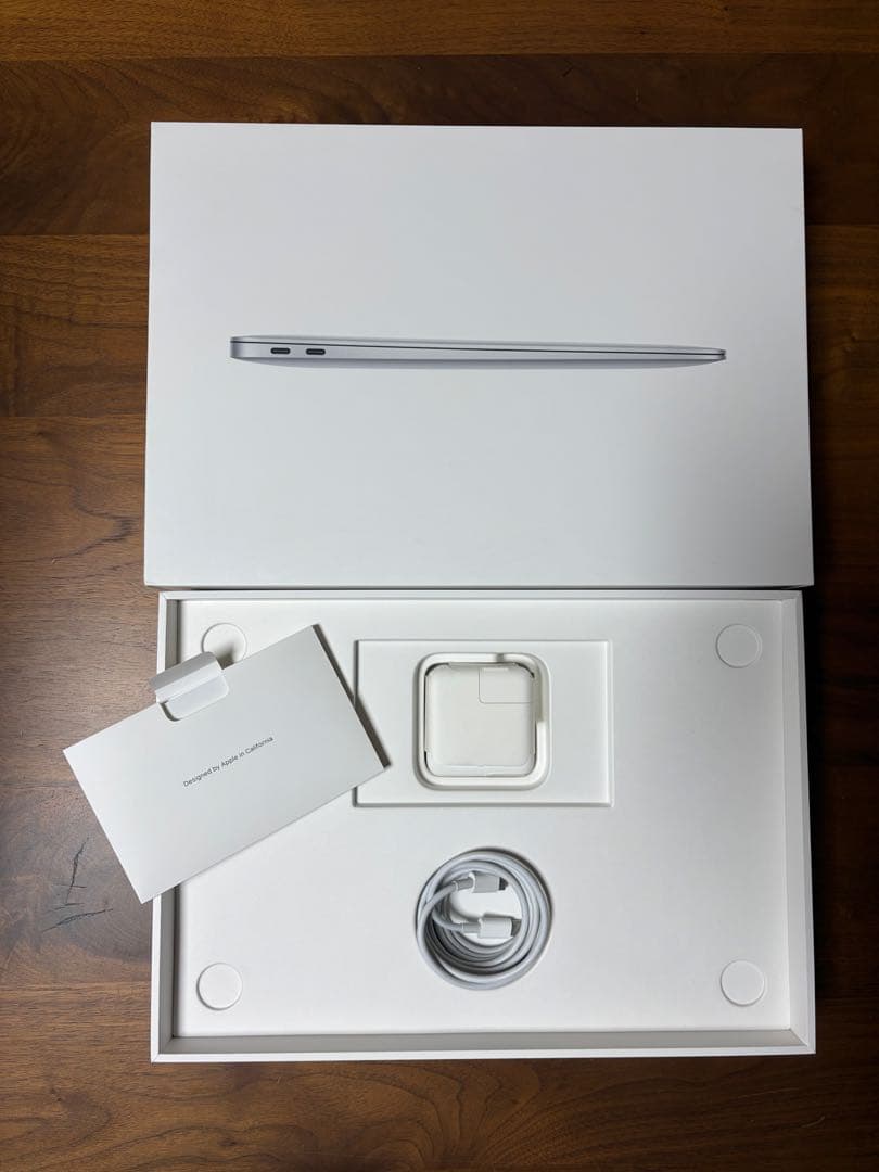 美品❗️MacBook Air 2020 i7&16GB&512GB Win11