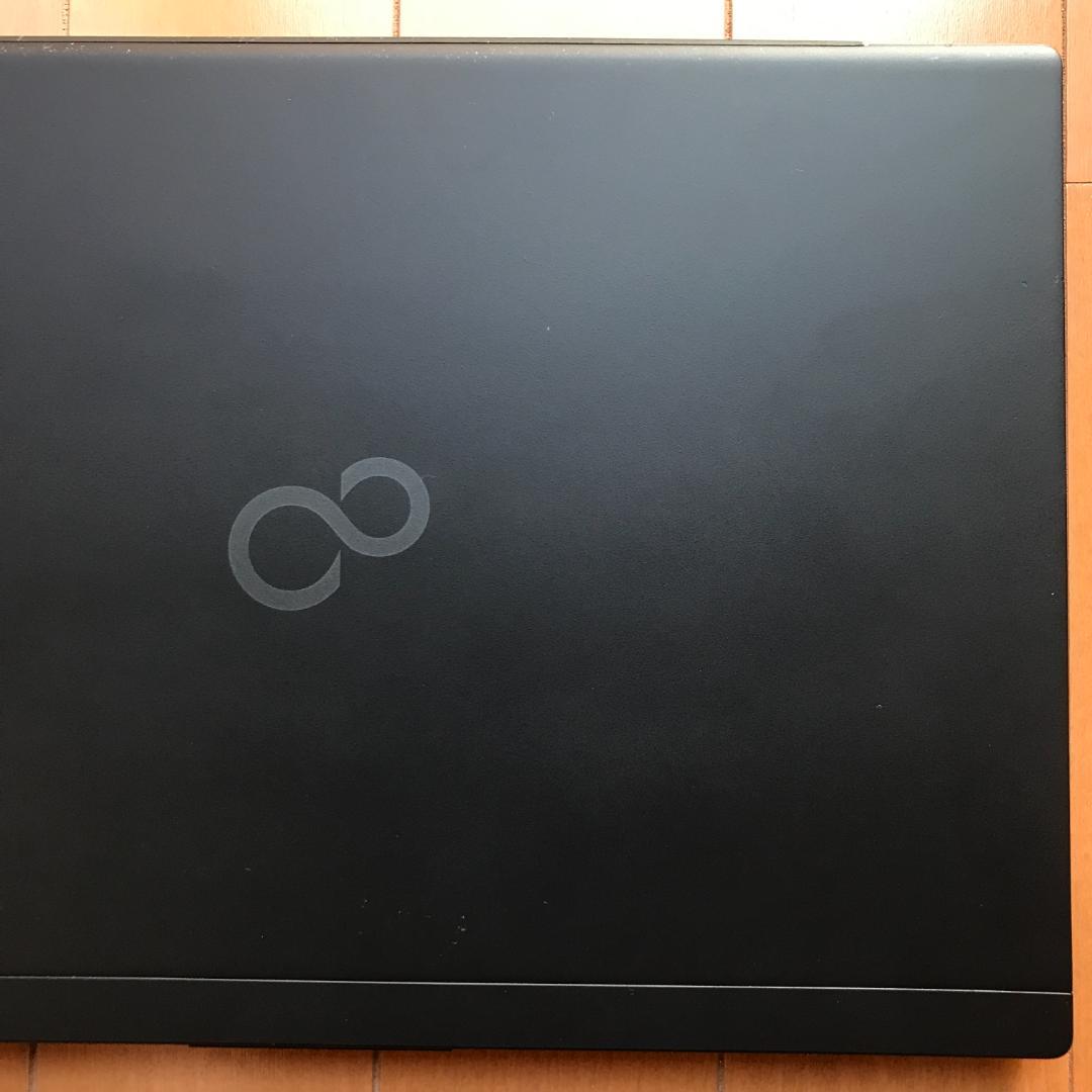 【超薄型・高性能】★第8世代i5★SSD★フルHD★Win11LIFEBOOK