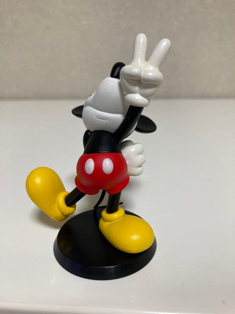 Roen新品未使用６点セット（Ｔシャツ、帽子、フィギュア3体、ストラップ