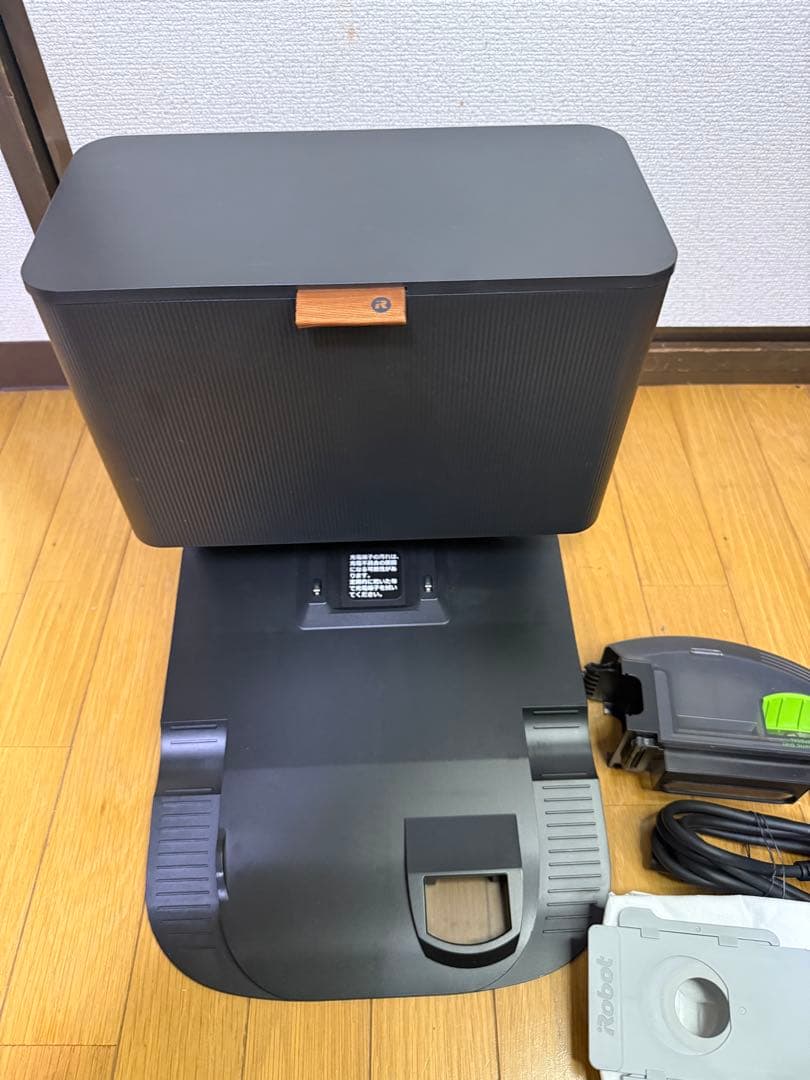 ルンバ iRobot クリーンベース &専用ダ ストボックス