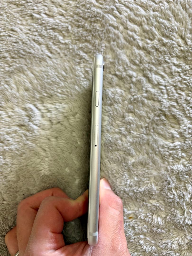 【美品】iPhone 6s 本体 128GB シルバー バッテリー100%