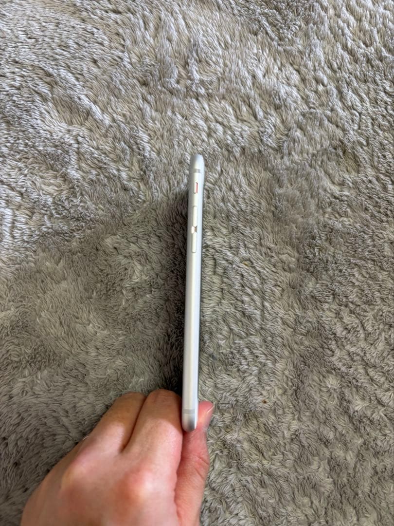 【美品】iPhone 6s 本体 128GB シルバー バッテリー100%