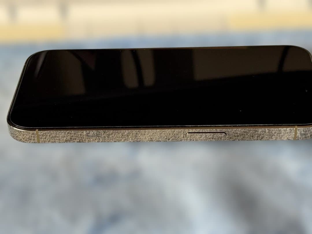 【新品同様】iPhone14Pro 512GB ゴールドSIMフリー