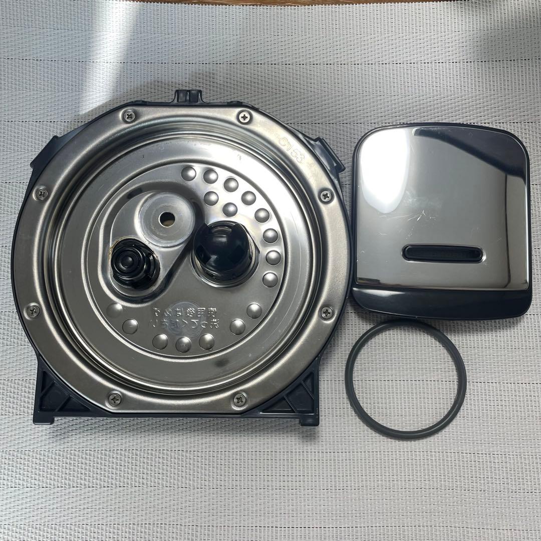 象印 ZOJIRUSHI NP-RZ05 圧力 IH 炊飯器 3合 黒