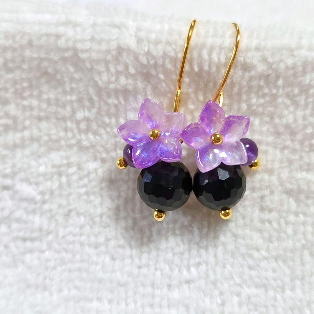 お花とオニキスとアメジストのピアス