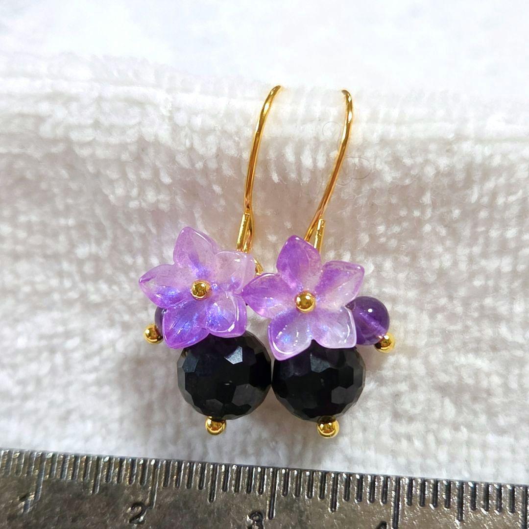 お花とオニキスとアメジストのピアス
