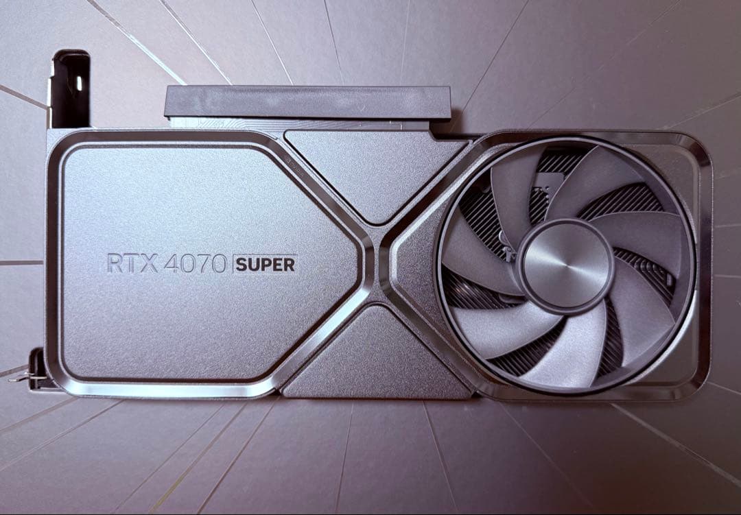 グラフィックボード・グラボ・ビデオカード GeForce RTX 4070 SUPER Founders Edition